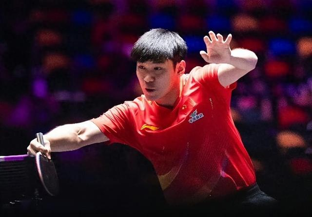 2-7到11-8！国乒直板名将恶战五局逆转：浪费两个赛点后顶住压力|薛飞|季霍诺夫|张本智和|资格赛|对手_新浪体育_新浪新闻